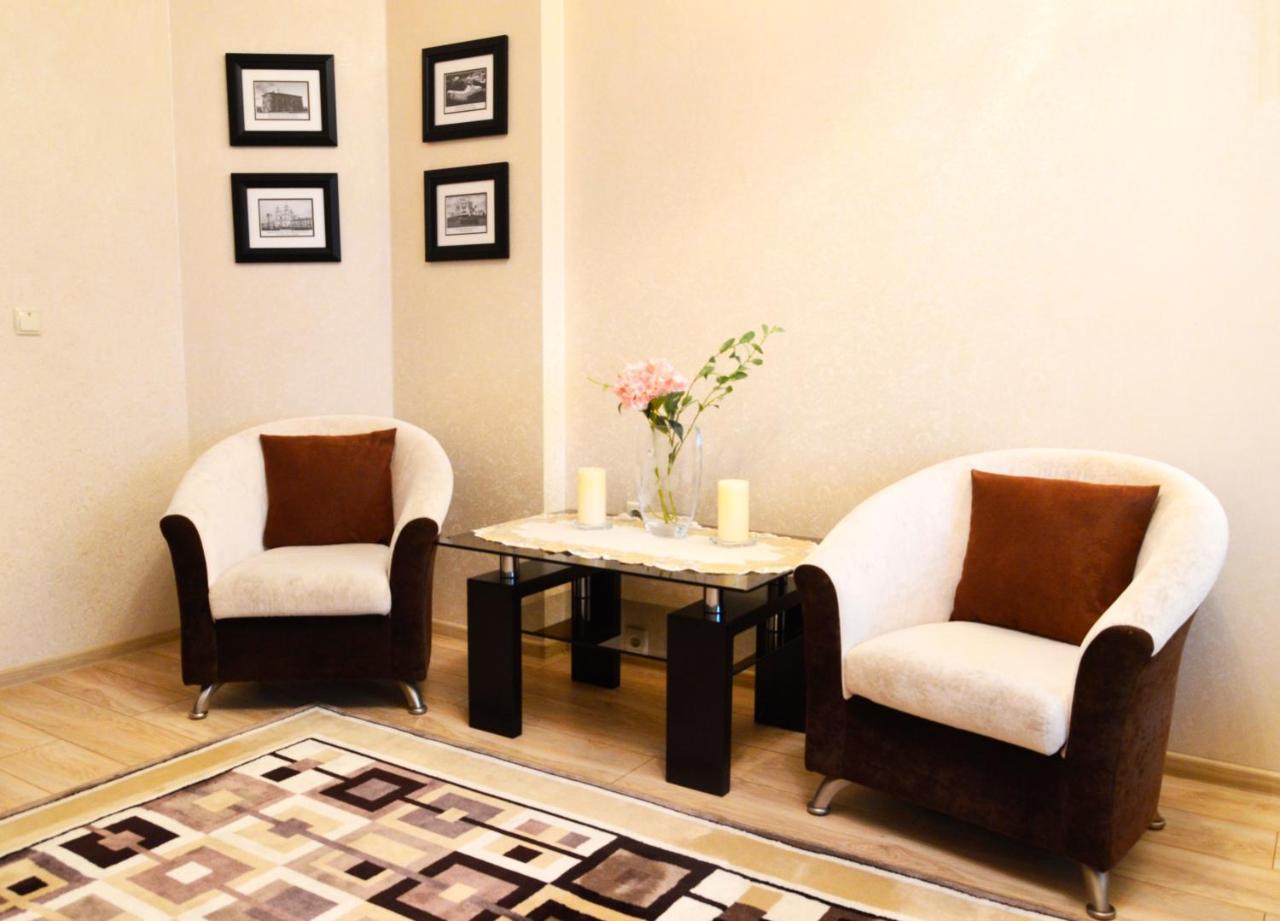 Comfort Apartments - Beautiful Suite By The Park กรอดโน ภายนอก รูปภาพ