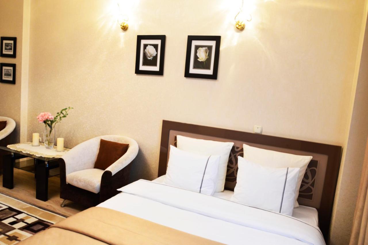 Comfort Apartments - Beautiful Suite By The Park กรอดโน ภายนอก รูปภาพ